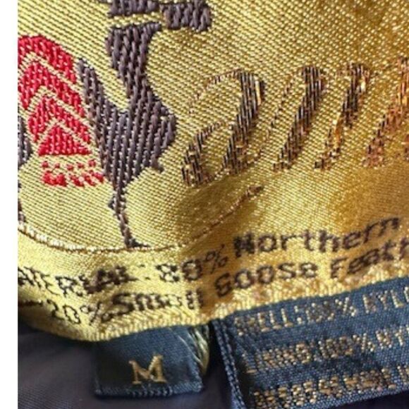 Camel Goosedown Reversible Vinatage Puffer Vest in Gray / Red Size Medium - Picture 5 of 6